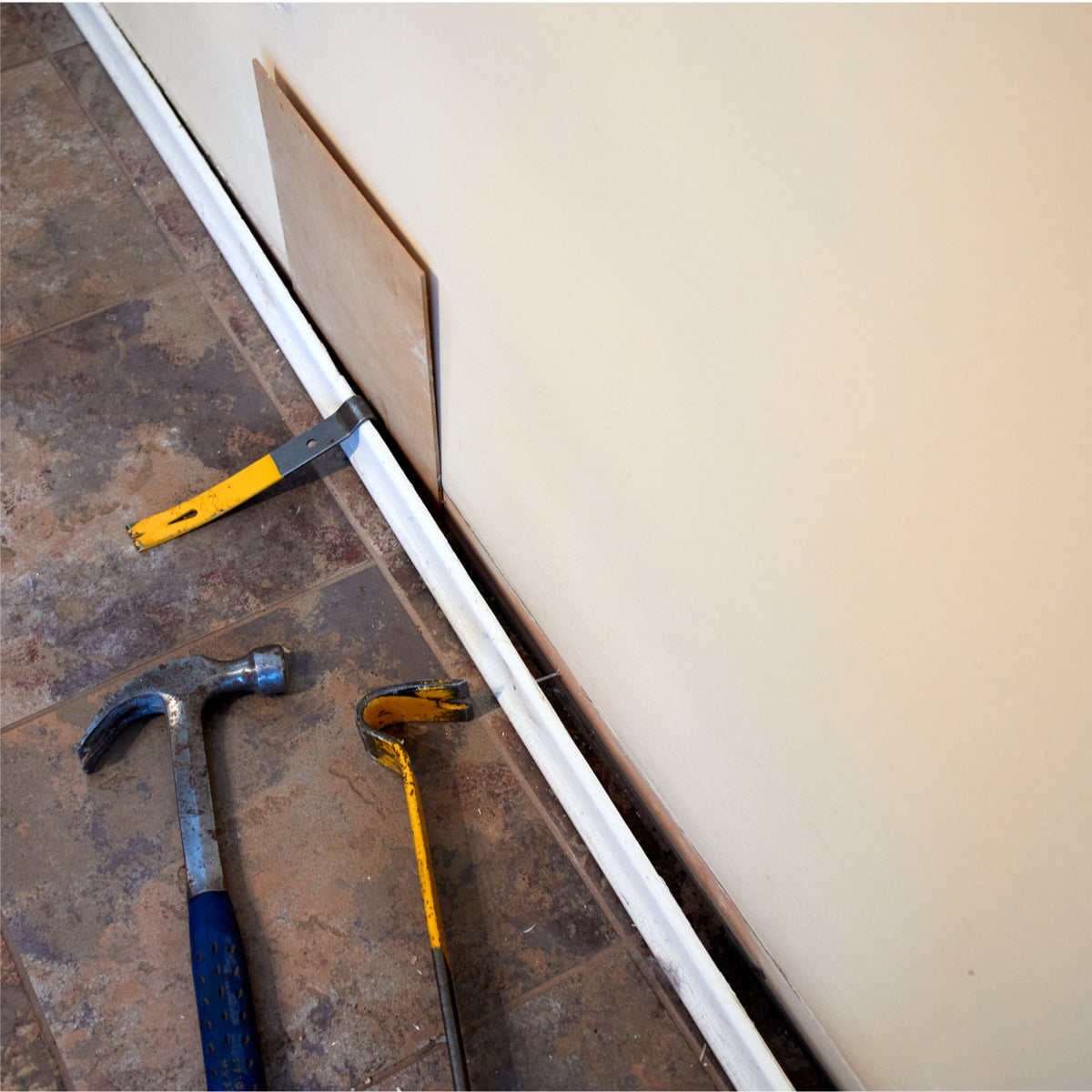 Skirting Removal - per linear metre